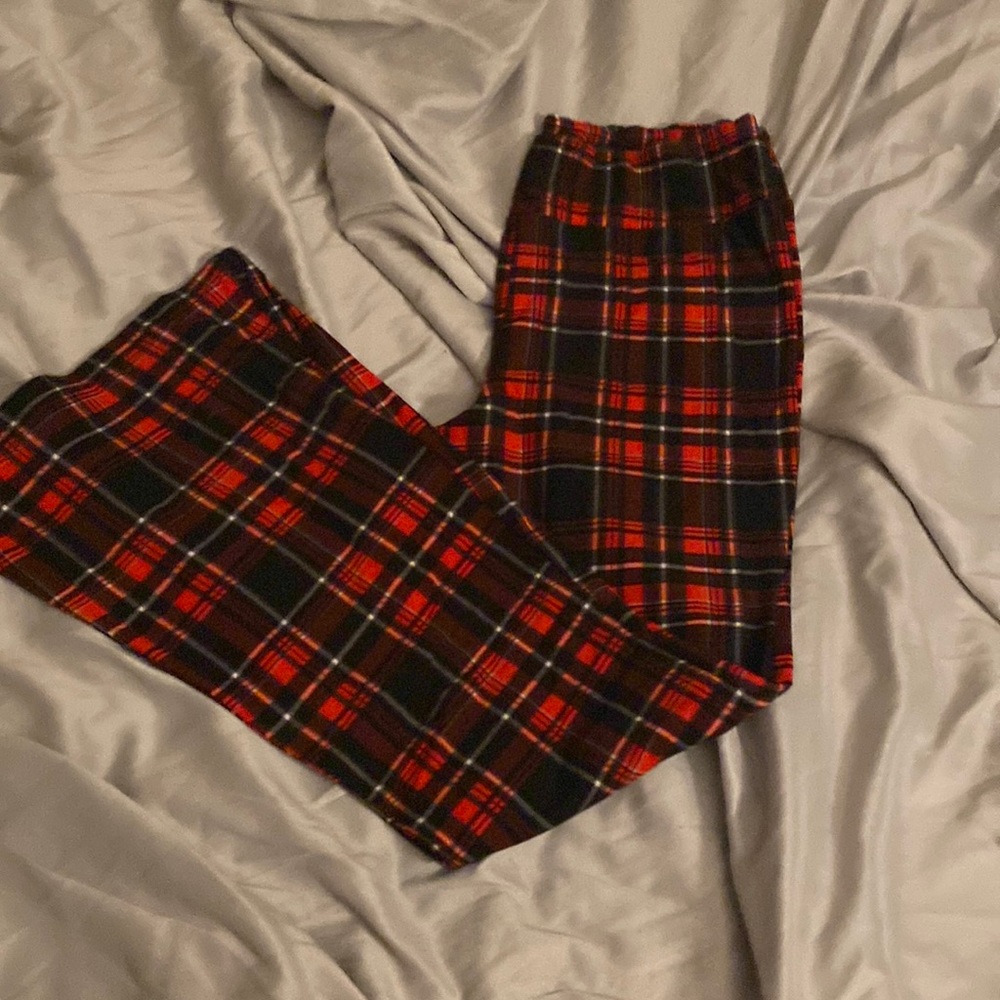 Red plaid leggings